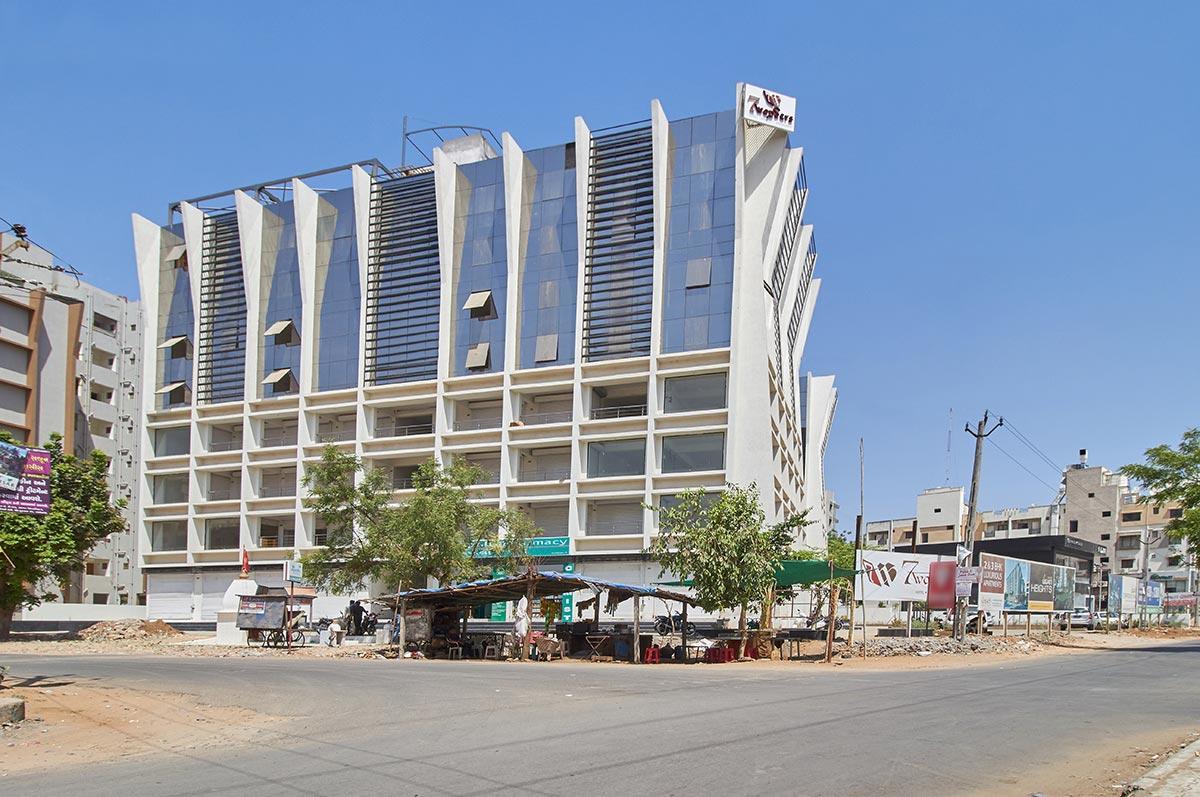 7 Wonders Hotel Gandhinagar Buitenkant foto